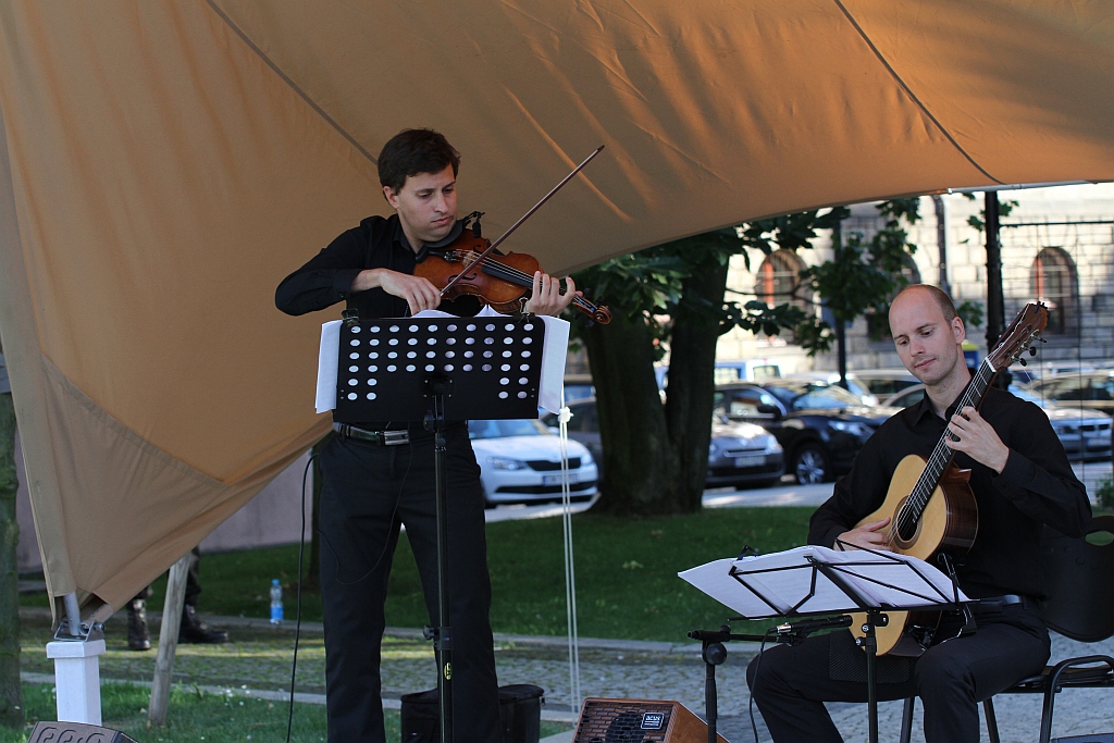 Niedzielny koncert na Skwerze Powstańców Wielkopolskich