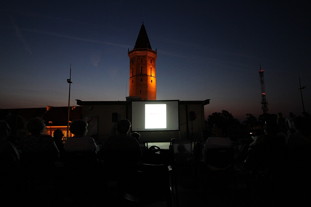 LCK i Galeria Piastów zapraszają na Kino Na Dachu
