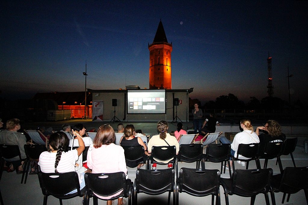 LCK i Galeria Piastów zapraszają na Kino Na Dachu