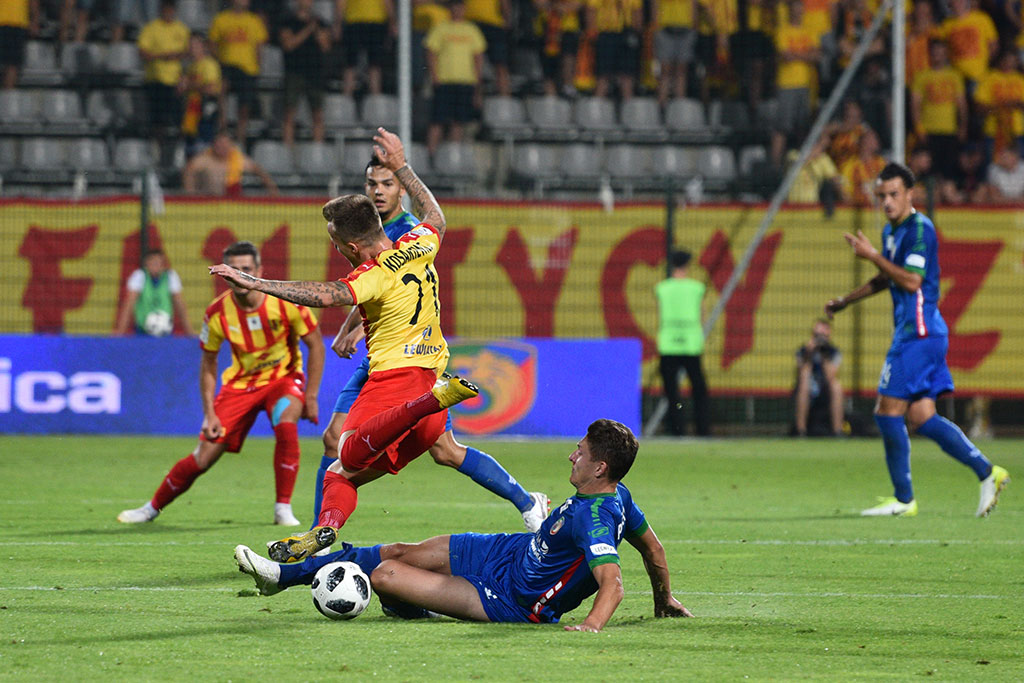 Miedź Legnica na remis z Koroną Kielce - fotorelacja z meczu (1)