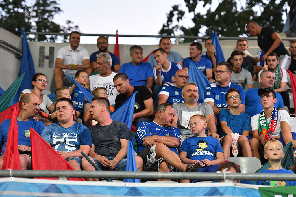 Ponad 5 tysięcy widzów na meczu Miedź Legnica - Korona Kielce