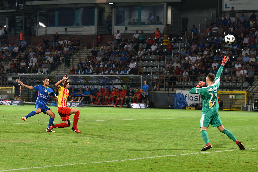 Miedź Legnica na remis z Koroną Kielce - fotorelacja z meczu (1)