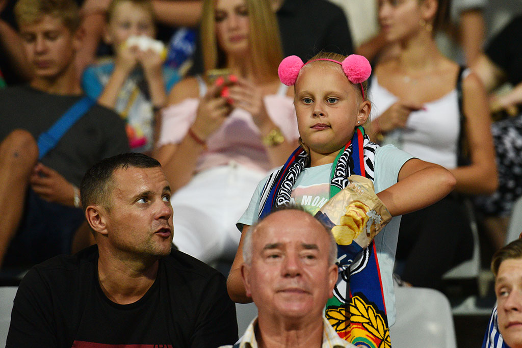 Ponad 5 tysięcy widzów na meczu Miedź Legnica - Korona Kielce