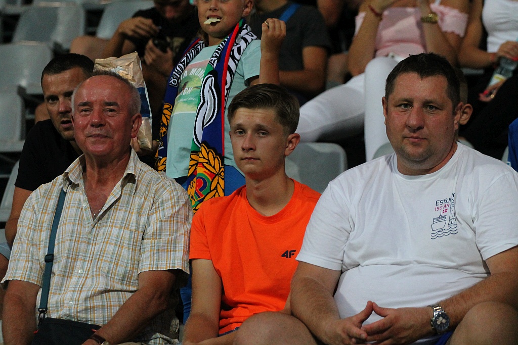 Ponad 5 tysięcy widzów na meczu Miedź Legnica - Korona Kielce