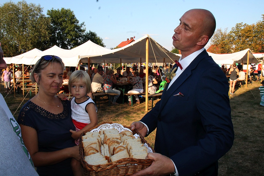 W Nowej Wsi Legnickiej mieszkańcy świętowali na 19. jarmarku