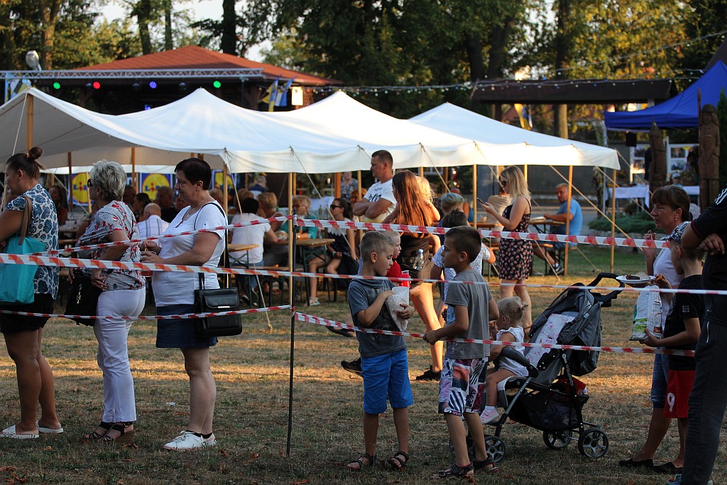 W Nowej Wsi Legnickiej mieszkańcy świętowali na 19. jarmarku