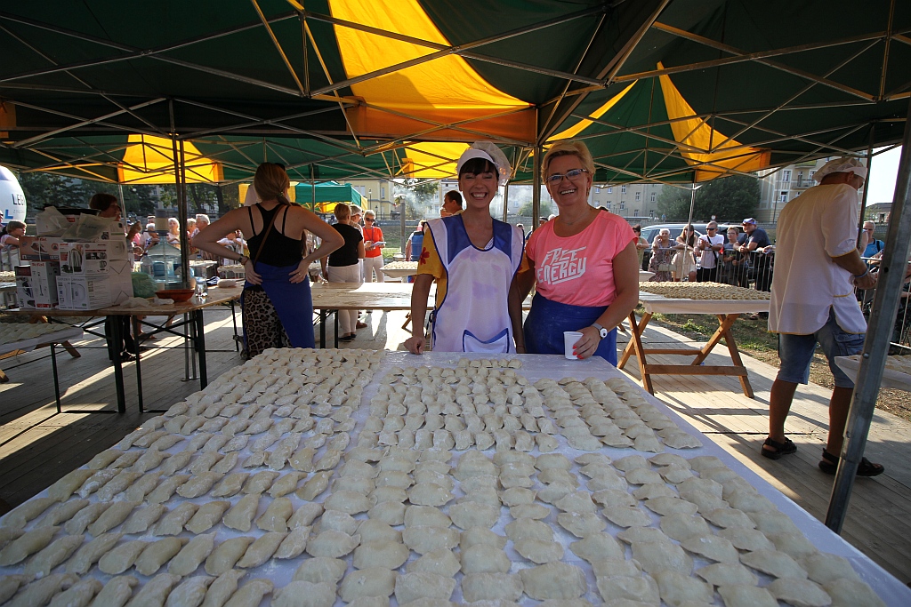 Ewa Tuchto tegoroczną mistrzynią w lepieniu pierogów