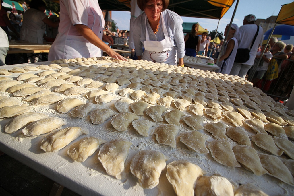 Ewa Tuchto tegoroczną mistrzynią w lepieniu pierogów