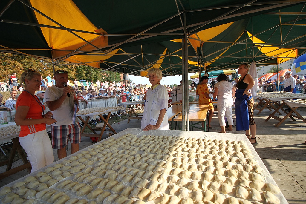 Ewa Tuchto tegoroczną mistrzynią w lepieniu pierogów