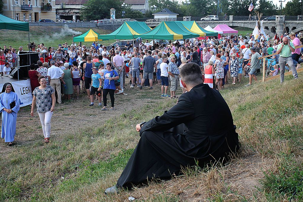 Ewa Tuchto tegoroczną mistrzynią w lepieniu pierogów