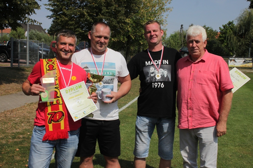Oldboje Lechii Zielona Góra ponownie najlepsi w Bieniowicach
