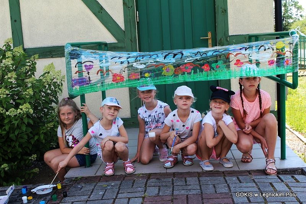 Niezapomniane „Wakacje z GOKiS – em” w Legnickim Polu