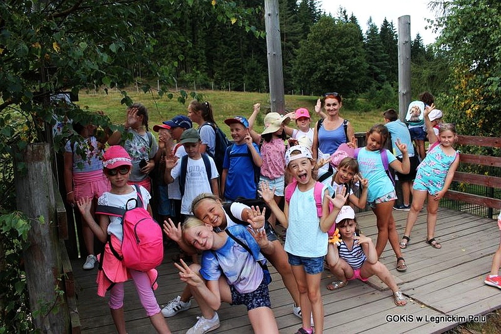 Niezapomniane „Wakacje z GOKiS – em” w Legnickim Polu