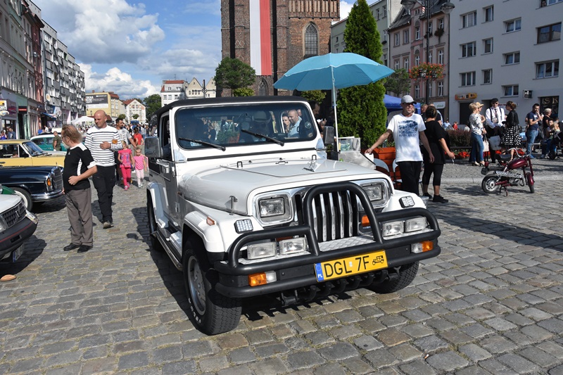 III Rajd Zlot Pojazdów Zabytkowych w Chojnowie