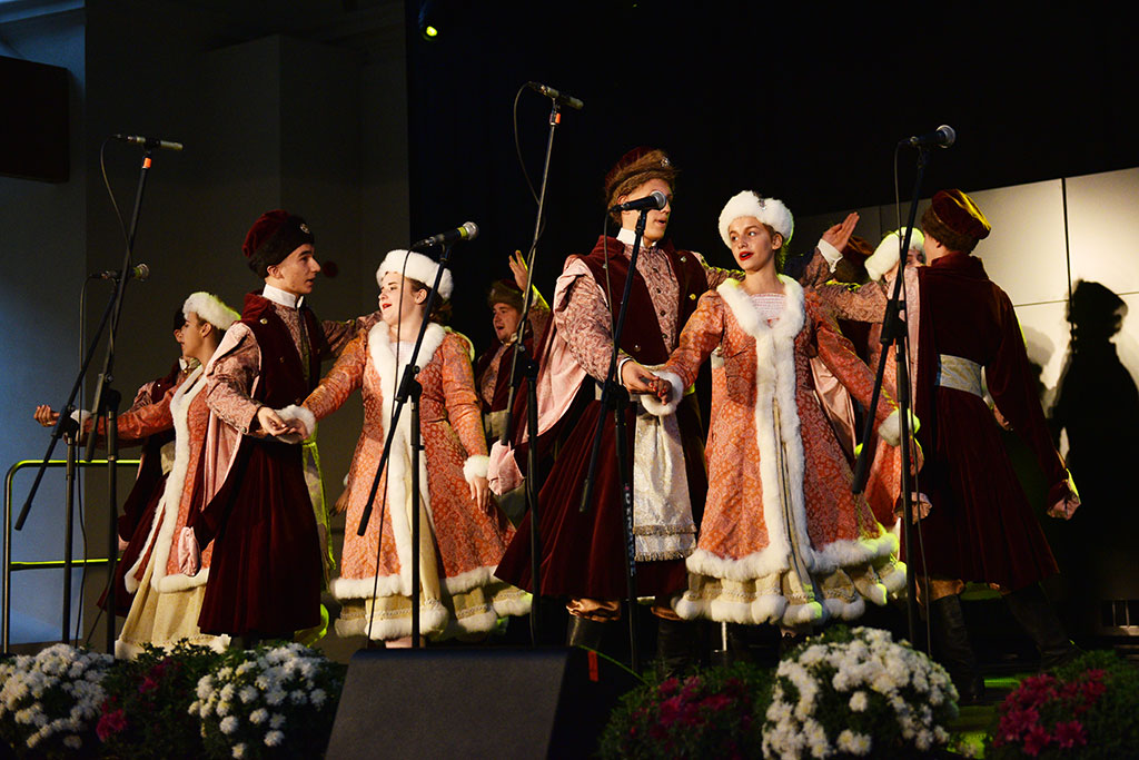 Miedziany tygiel kultur i tradycji w Akademii Rycerskiej