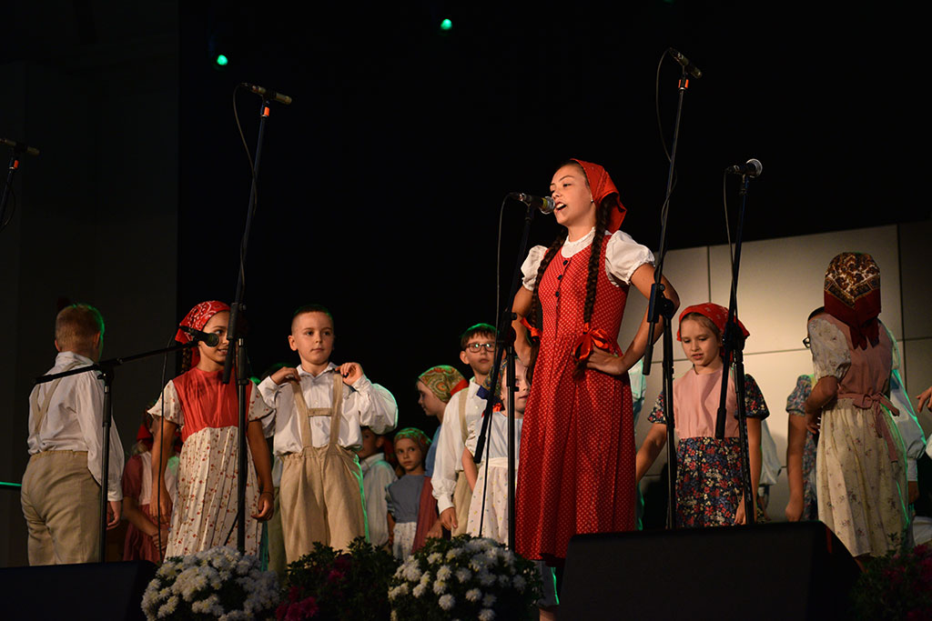 Miedziany tygiel kultur i tradycji w Akademii Rycerskiej