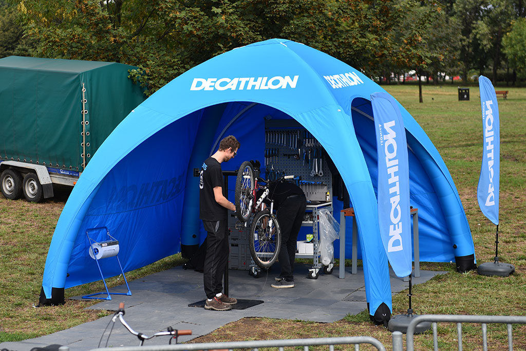 Wielkie święto rowerzystów odbywa się w  Parku Bielańskim