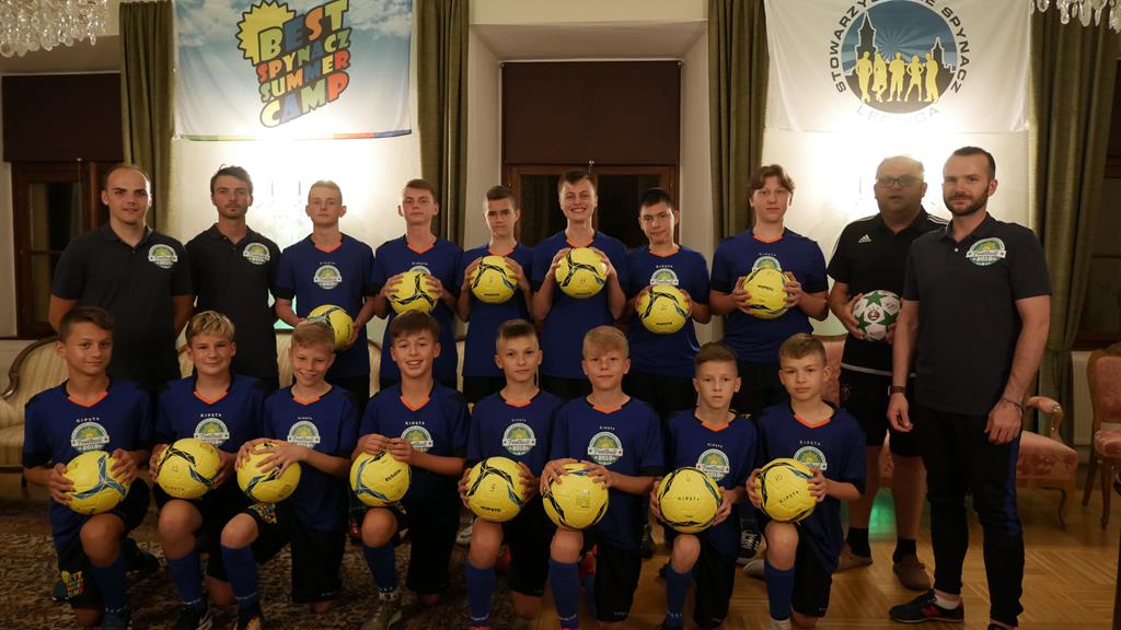 Młodzi sportowcy wypoczywali na Best Spynacz Summer Camp Austria