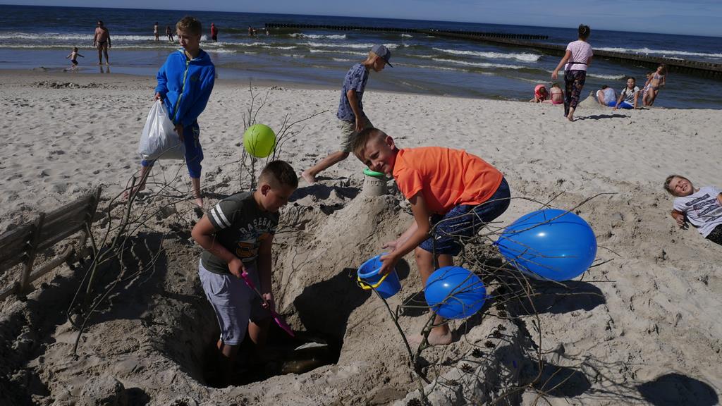 Kilkaset osób wyjechało ze Spynaczem na wakacje nad morze