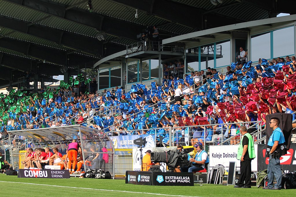 Miedź Legnica w pięknym stylu wygrała z Zagłębiem Lubin