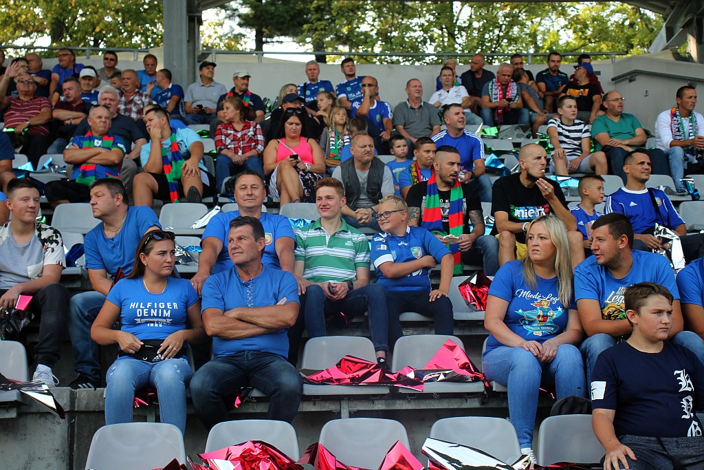 Komplet kibiców na derbach Miedzi Legnica z Zagłębiem Lubin