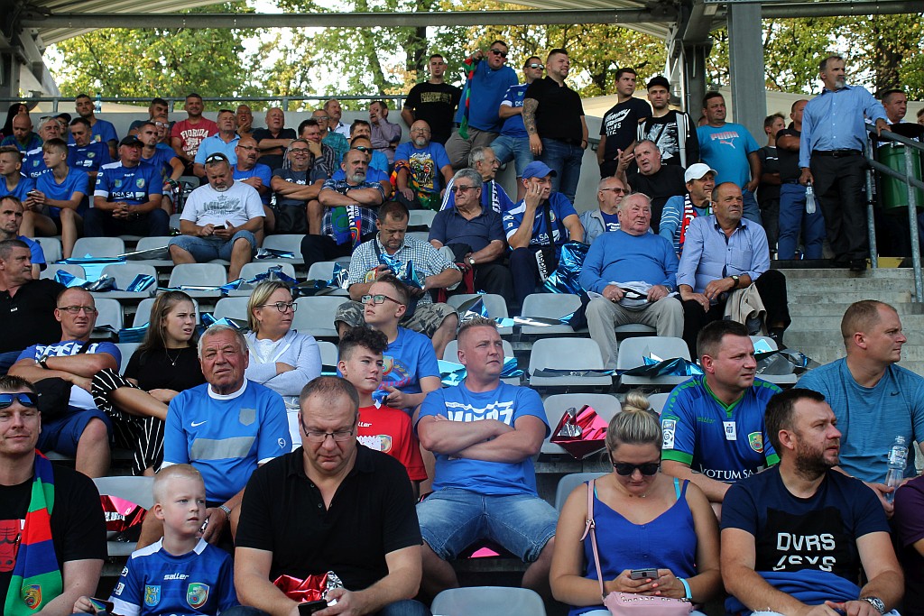 Komplet kibiców na derbach Miedzi Legnica z Zagłębiem Lubin