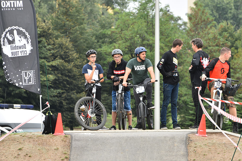 Wielkie święto rowerzystów odbywa się w  Parku Bielańskim
