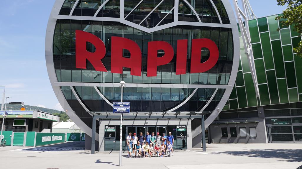 Młodzi sportowcy wypoczywali na Best Spynacz Summer Camp Austria