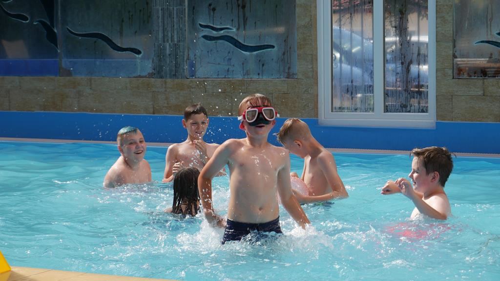 Kilkaset osób wyjechało ze Spynaczem na wakacje nad morze