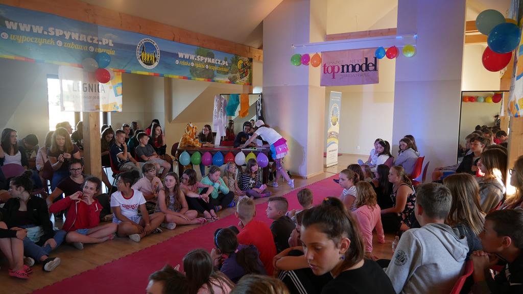 Kilkaset osób wyjechało ze Spynaczem na wakacje nad morze