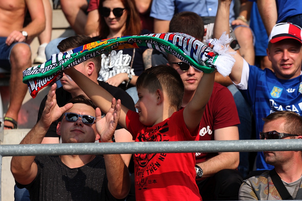 Miedź Legnica w pięknym stylu wygrała z Zagłębiem Lubin
