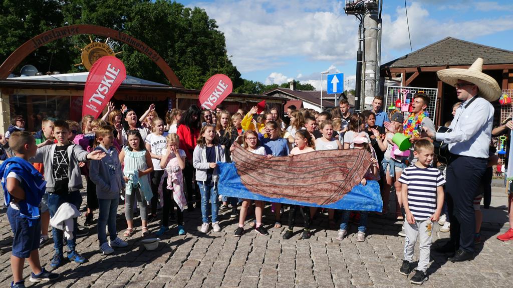 Kilkaset osób wyjechało ze Spynaczem na wakacje nad morze