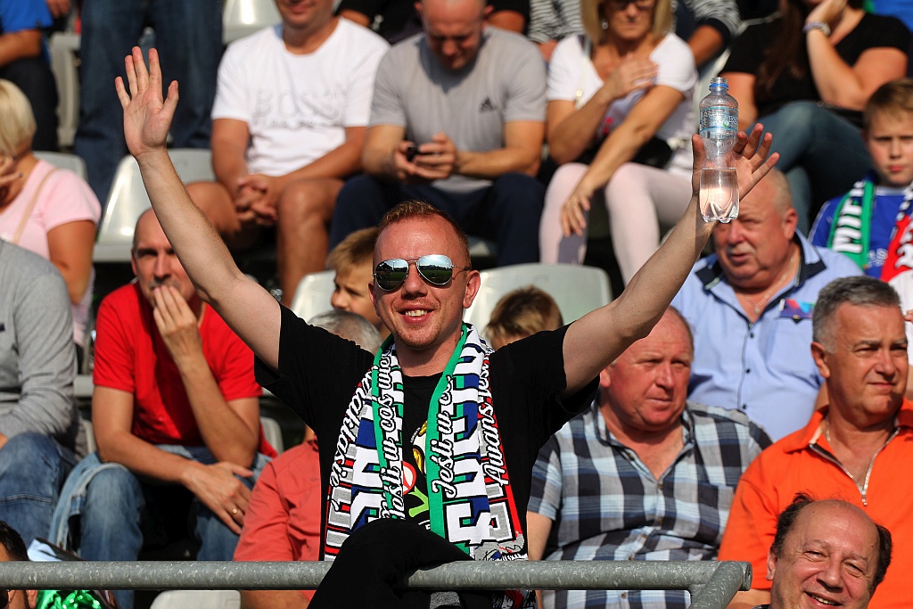 Miedź Legnica w pięknym stylu wygrała z Zagłębiem Lubin