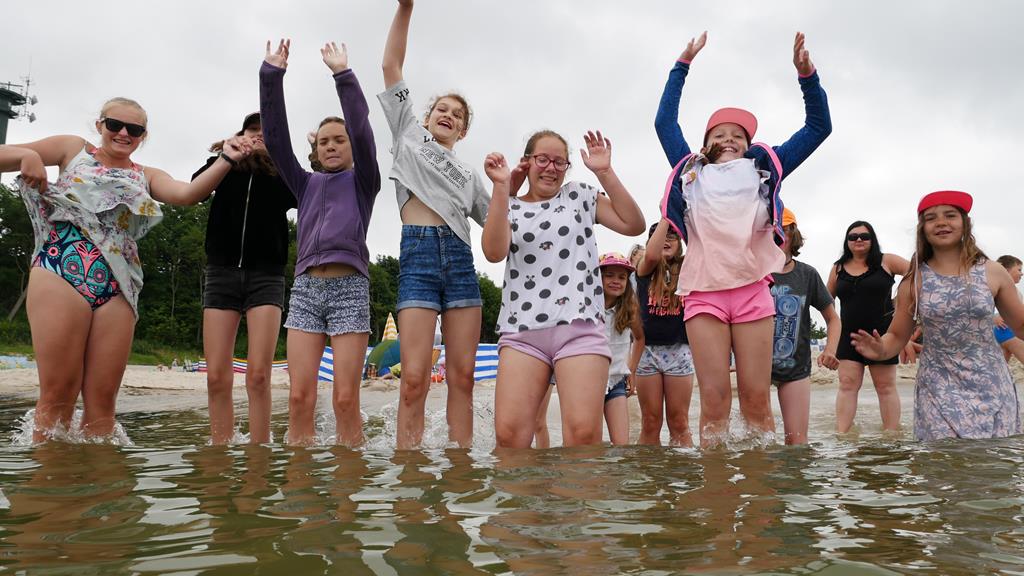 Kilkaset osób wyjechało ze Spynaczem na wakacje nad morze