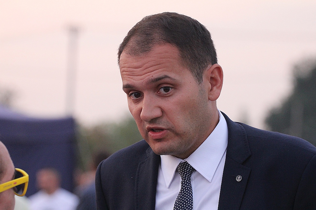 Formacja Łobuzy gwiazdą gminnych dożynek w Siedliskach