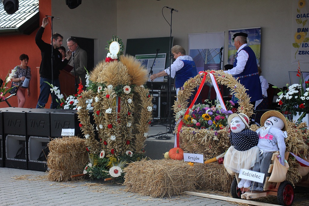 W Krotoszycach cała gmina wspólnie bawiła się na dożynkach
