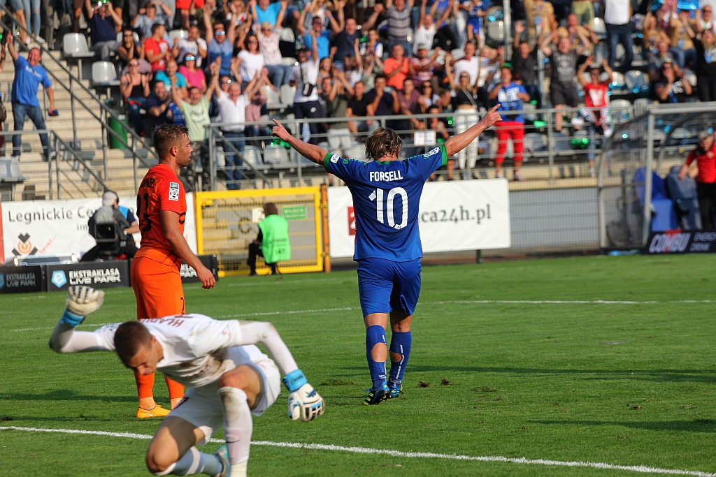 Miedź Legnica w pięknym stylu wygrała z Zagłębiem Lubin