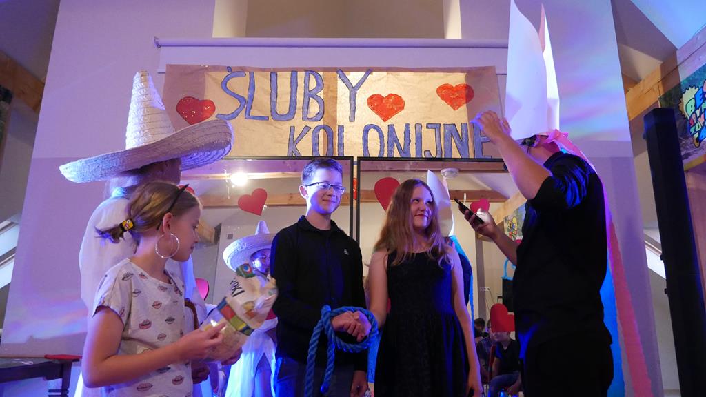 Kilkaset osób wyjechało ze Spynaczem na wakacje nad morze