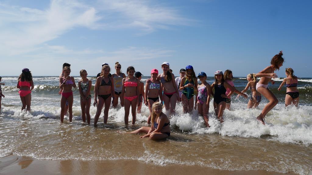 Kilkaset osób wyjechało ze Spynaczem na wakacje nad morze