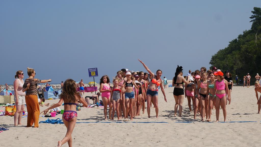 Kilkaset osób wyjechało ze Spynaczem na wakacje nad morze