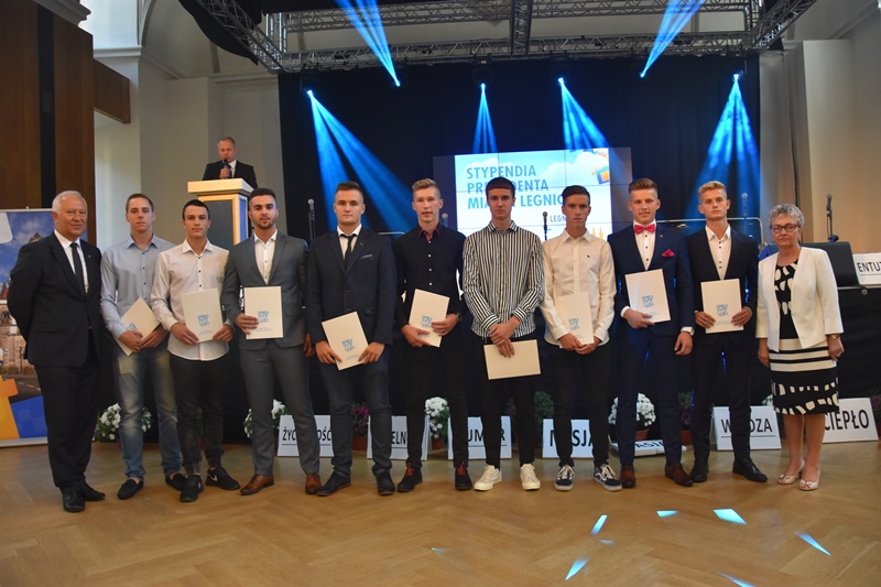 Miejska inauguracja roku szkolnego odbyła się w Sali Maneżowej