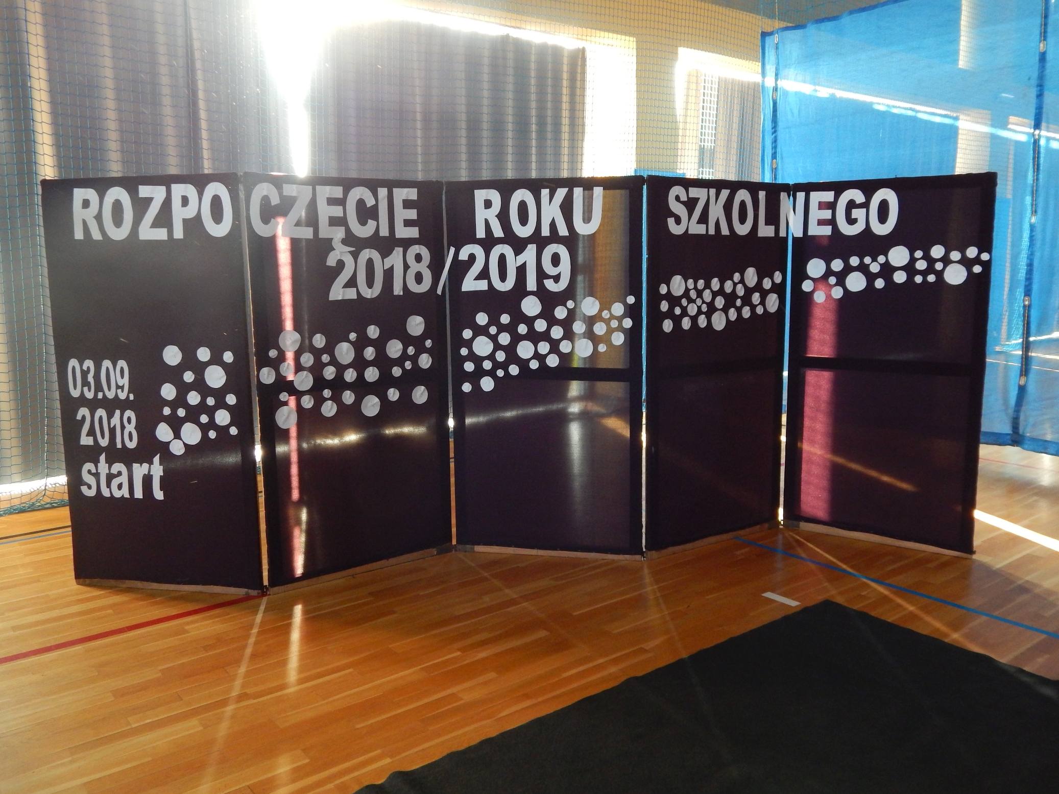Przybili piątkę z wójtem na nowy rok szkolny