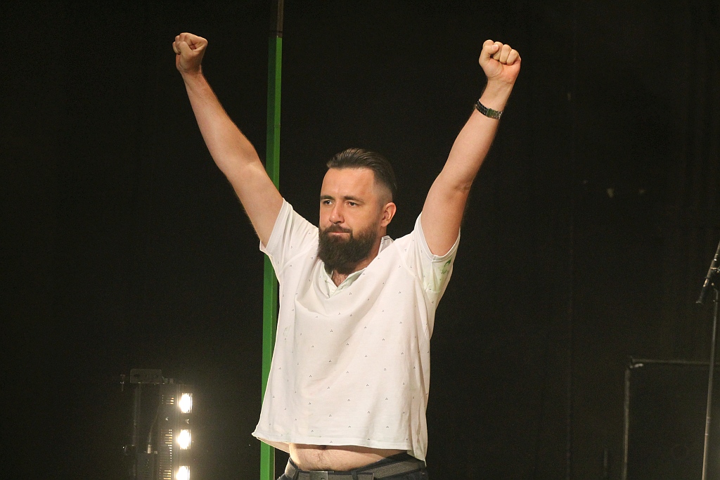 Dzielni chłopcy Magdy Drab na deskach legnickiego teatru