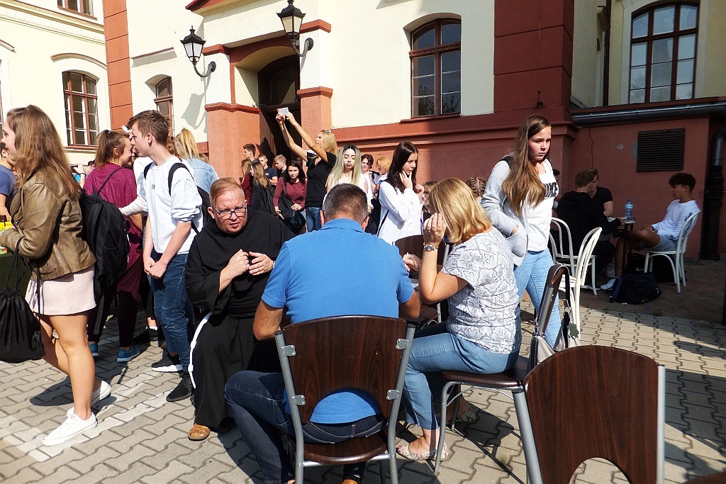 Wielki szkolny piknik w V Liceum Ogólnokształcącym