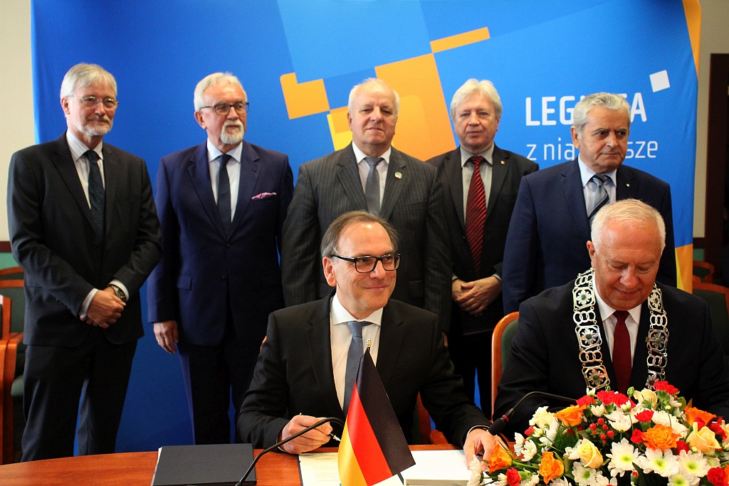 Podpisanie deklaracji kontynuacji współpracy Legnica - Wuppertal