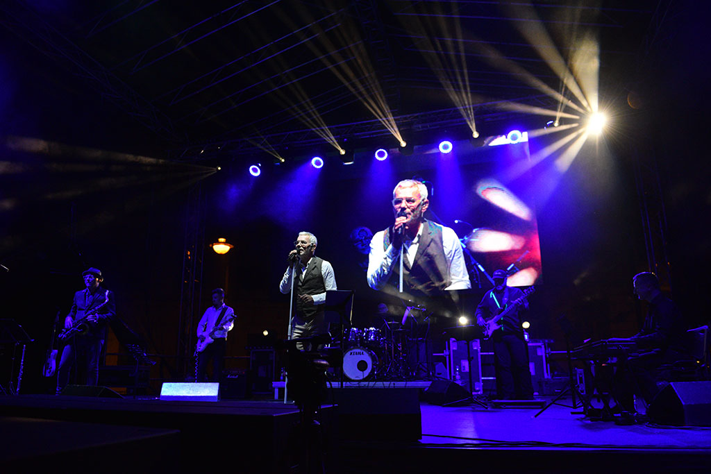 Robert Janowski z zespołem wystąpił w finale imienin ulicy NMP
