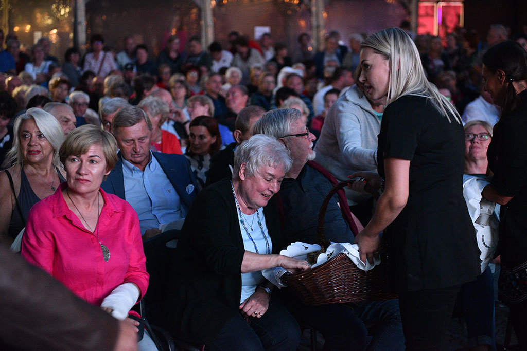 Robert Janowski z zespołem wystąpił w finale imienin ulicy NMP