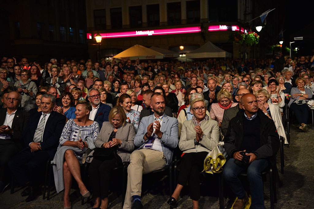 Robert Janowski z zespołem wystąpił w finale imienin ulicy NMP