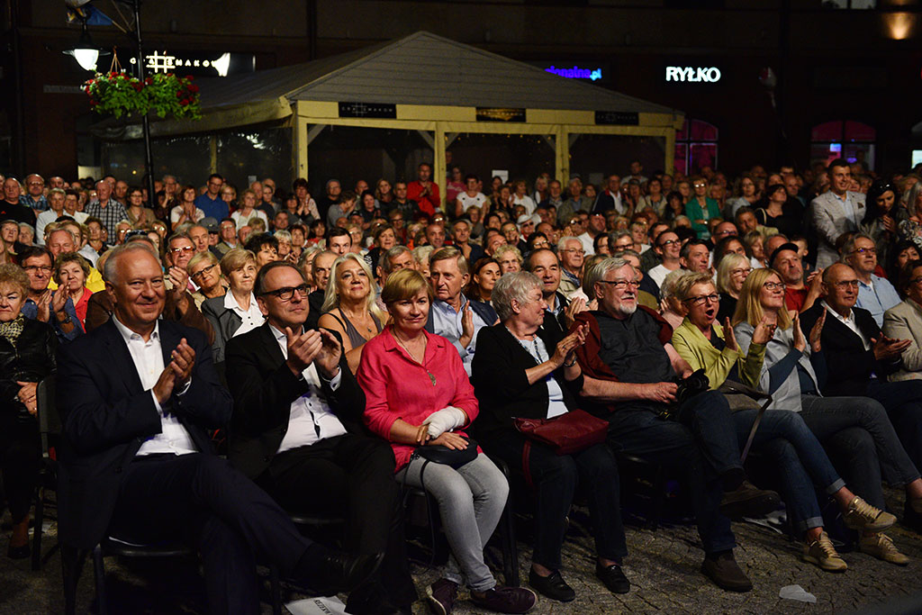 Robert Janowski z zespołem wystąpił w finale imienin ulicy NMP