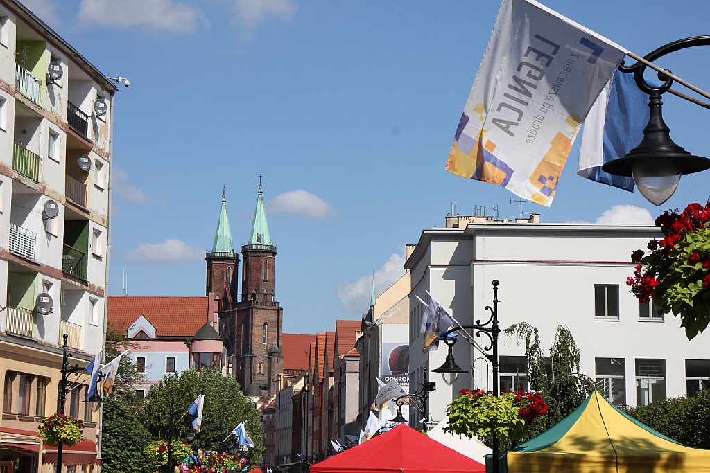 Ulica NMP rozpoczęła świętowanie i czeka na gości